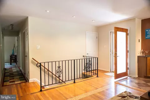 8716 Kenilworth Dr, Springfield, VA 22151 photo 37