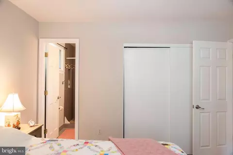 8716 Kenilworth Dr, Springfield, VA 22151 photo 24