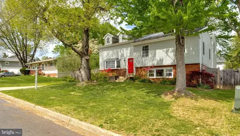 314 Charles St SE, Vienna, VA 22180