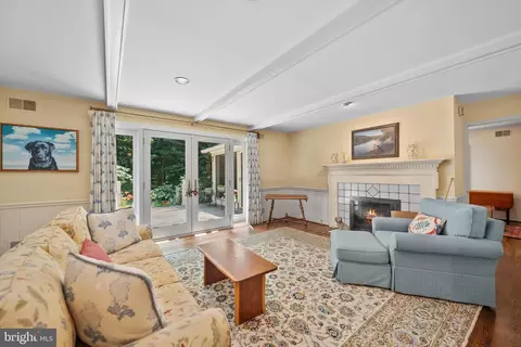 Other - 7707 Crossover Dr, Mclean, VA 22102 photo 3 of 7