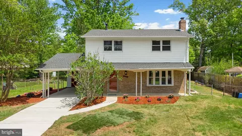 5525 Rolling Rd, Springfield, VA 22151