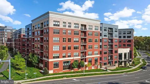 2960 Vaden Dr #2-312, Fairfax, VA 22031