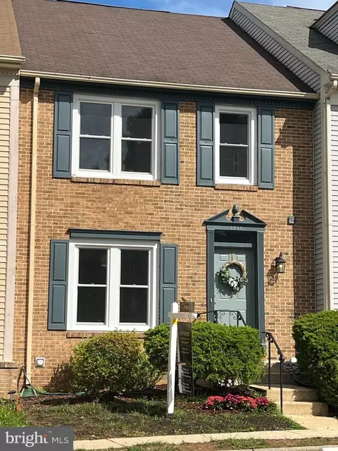 7232 Cherwell Ln, Alexandria, VA 22315