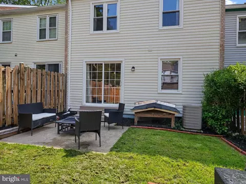 Exterior - 8448 Kitchener Dr, Springfield, VA 22153 photo 6 of 7