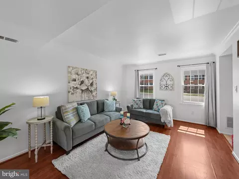 Living - 8448 Kitchener Dr, Springfield, VA 22153 photo 2 of 3
