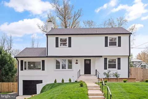 913 Dewolfe Dr, Alexandria, VA 22308
