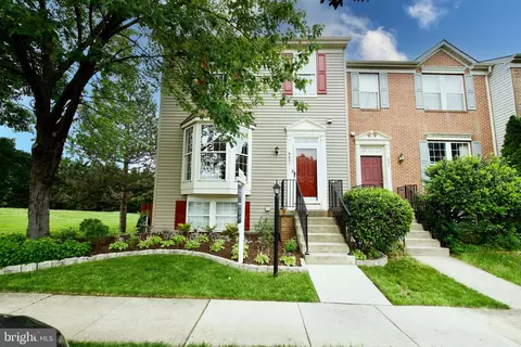 6601 Thomas Grant Ct, Alexandria, VA 22315