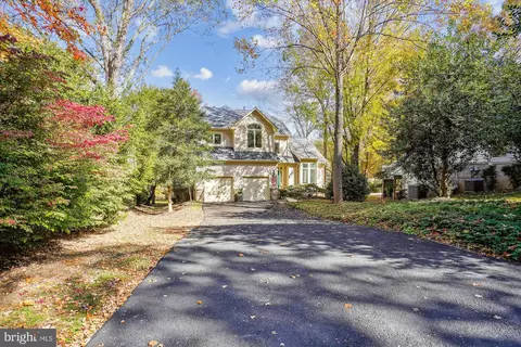 Exterior - 1145 Water Pointe Ln, Reston, VA 20194 photo 11 of 25