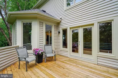 Exterior - 1145 Water Pointe Ln, Reston, VA 20194 photo 6 of 25
