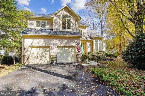 Exterior - 1145 Water Pointe Ln, Reston, VA 20194 photo 2 of 25