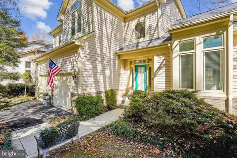Exterior - 1145 Water Pointe Ln, Reston, VA 20194 photo 13 of 25