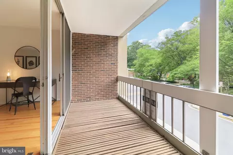 11524 Maple Ridge Rd, Reston, VA 20190 photo 48
