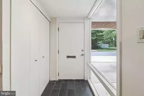 11524 Maple Ridge Rd, Reston, VA 20190 photo 22