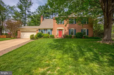 9504 Broome Ct, Vienna, VA 22182