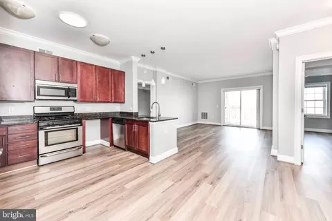 6301 Edsall Rd #610, Alexandria, VA 22312