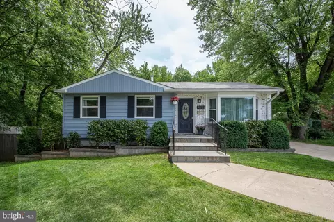 4515 Tipton Ln, Alexandria, VA 22310