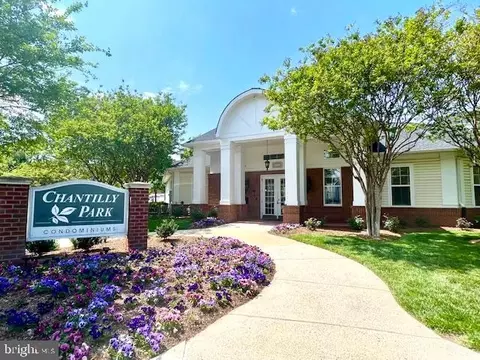 3840 Lightfoot St #344, Chantilly, VA 20151