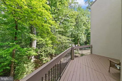 Exterior - 11645 Newbridge Ct, Reston, VA 20191 photo 6 of 12