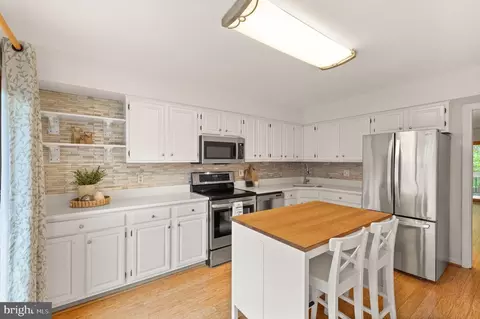 Kitchen - 11645 Newbridge Ct, Reston, VA 20191 photo 1 of 4