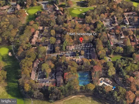 View/Area - 11645 Newbridge Ct, Reston, VA 20191 photo 2 of 2