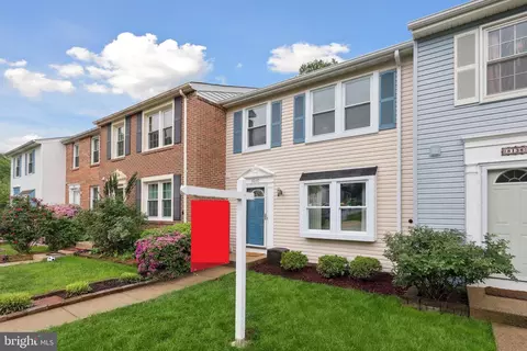 8140 Willowdale Ct, Springfield, VA 22153 photo 2