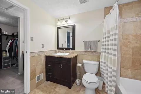 8140 Willowdale Ct, Springfield, VA 22153 photo 18