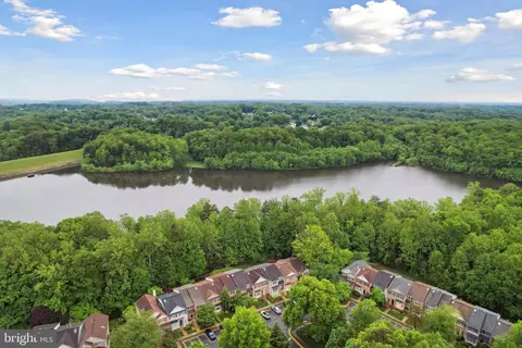 8140 Willowdale Ct, Springfield, VA 22153 photo 35