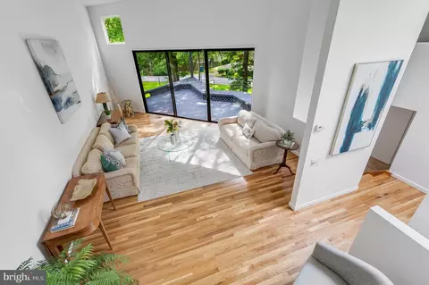Living - 6885 Melrose Dr, Mclean, VA 22101 photo 4 of 4