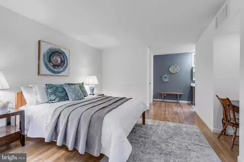 Bedroom - 6885 Melrose Dr, Mclean, VA 22101 photo 1 of 5