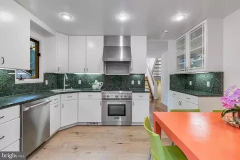 Kitchen - 6885 Melrose Dr, Mclean, VA 22101 photo 1 of 1