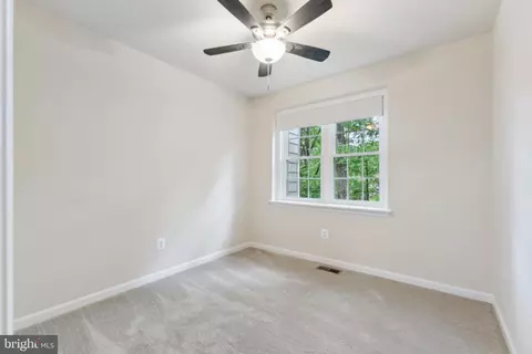 2279 Double Eagle Ct, Reston, VA 20191 photo 19
