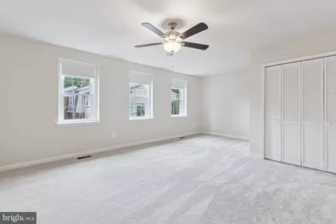 2279 Double Eagle Ct, Reston, VA 20191 photo 13