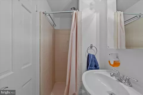 6757 Towne Lane Rd, Mclean, VA 22101 photo 18