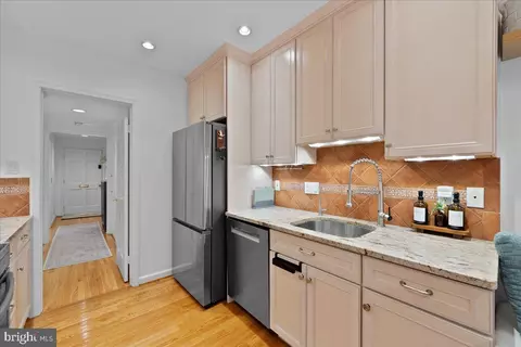 6757 Towne Lane Rd, Mclean, VA 22101 photo 7
