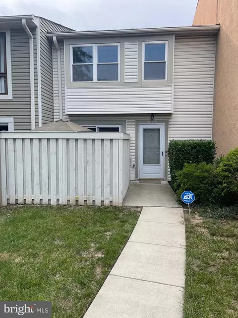7918 Bentley Village Dr #14A, Springfield, VA 22152