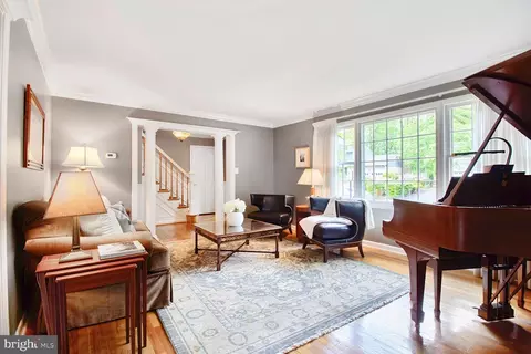 5918 Sherborn Ln, Springfield, VA 22152 photo 12
