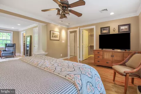 5918 Sherborn Ln, Springfield, VA 22152 photo 18