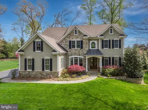 Undisclosed, Oakton, VA 22124