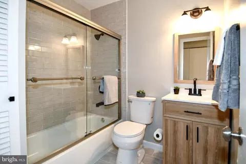 6530 Lovingston Cir, Springfield, VA 22150 photo 19