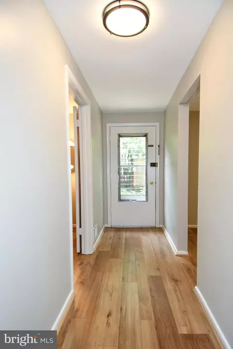 6530 Lovingston Cir, Springfield, VA 22150 photo 30