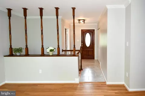 6530 Lovingston Cir, Springfield, VA 22150 photo 4