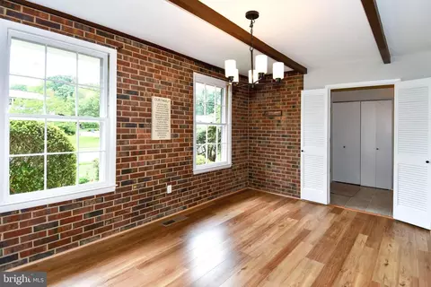 6530 Lovingston Cir, Springfield, VA 22150 photo 11