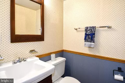 6530 Lovingston Cir, Springfield, VA 22150 photo 27