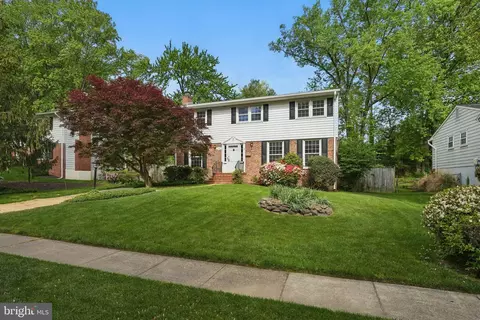 2524 Swift Run St, Vienna, VA 22180