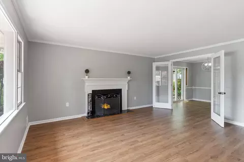 Living - 7024 Statendam Ct, Mclean, VA 22101 photo 1 of 8
