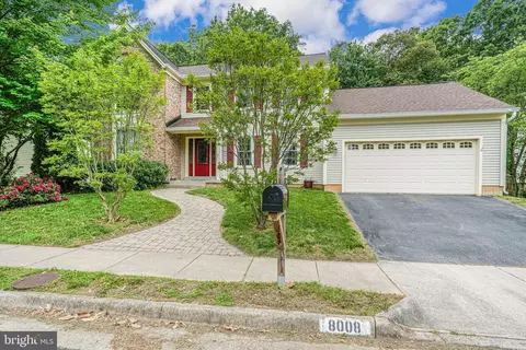 8008 Oak Hollow Ln, Fairfax Station, VA 22039