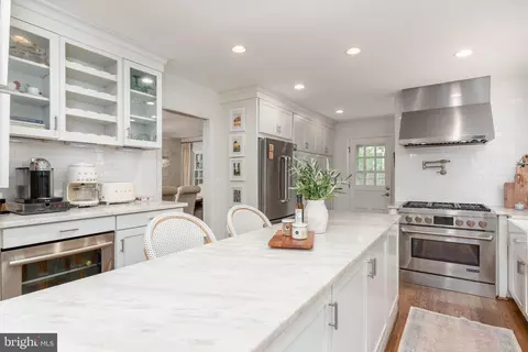 7407 Churchill Rd, Mclean, VA 22101 photo 10