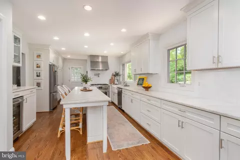 7407 Churchill Rd, Mclean, VA 22101 photo 9