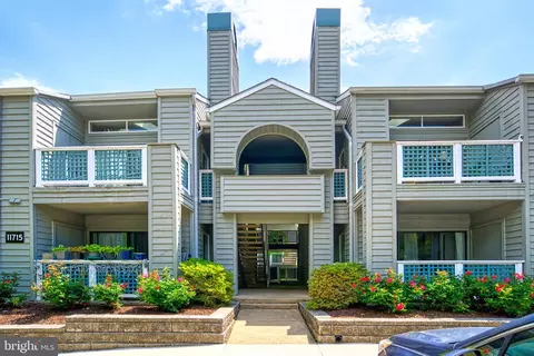 11717 D Summerchase Cir, Reston, VA 20194