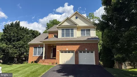 500 Roland St SW, Vienna, VA 22180